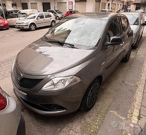 Lancia Ypsilon GPL