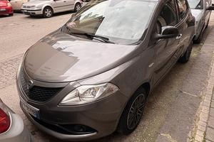 Lancia Ypsilon GPL