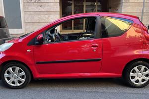 Peugeot 107 - 74000 km automatica TRATTABILE