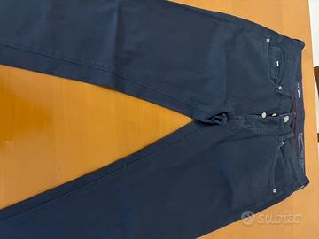 Pantaloni gas