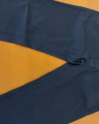 Pantaloni gas