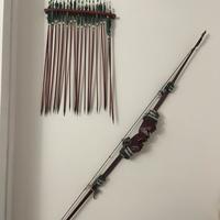 Arco indiano con frecce