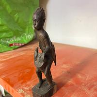 Statua in legno