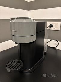 Macchina caffe Nespresso Vertuo Next