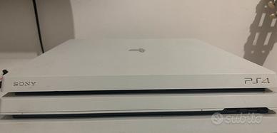 Ps4 pro 1Tb White