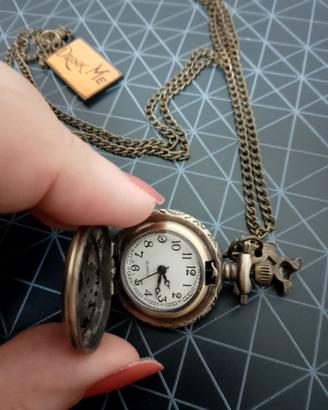 Orologio da tasca con ciondolo Drink Me