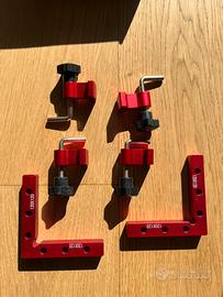 Morsetti angolari per legno