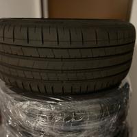 2 gomme Pirelli P Zero 225 40 18