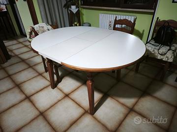 Tavolo in Legno di Noce 