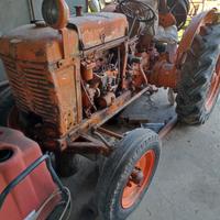 Trattore fiat r25