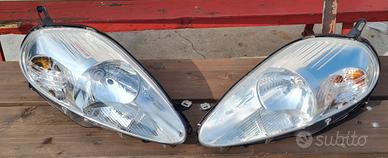 fanali alteriori fiat grande punto