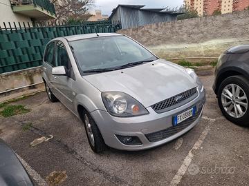 Ford Fiesta 1.4 TDCil Euro 4 - 68 CV