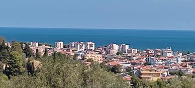 Terreno Agricolo con 2 fabbricati