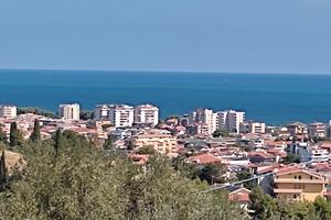 Terreno Agricolo con 2 fabbricati