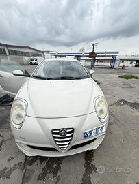 aveva un po dei macchie pero non si vedono tanto