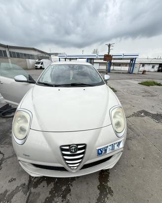 aveva un po dei macchie pero non si vedono tanto