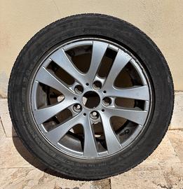 Ruota da BMW 316D, con cerchio e pneumatico