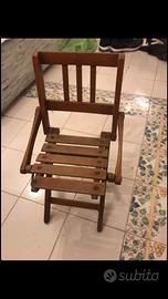 Sediolina pieghevole in legno vintage