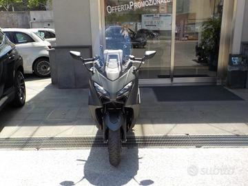 YAMAHA T-Max 560 Anno