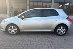 Toyota Auris 1.6 MM-T 124cv