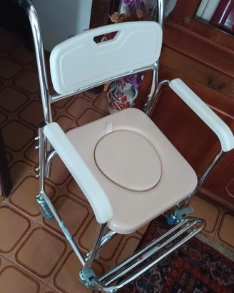 Sedia a rotelle comoda