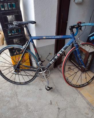 Bici de rosa