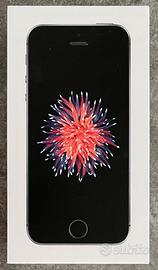 Apple iPhone SE (1st gen) 32 GB A1723 MP822IP/A