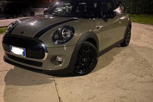 MINI COOPER D
