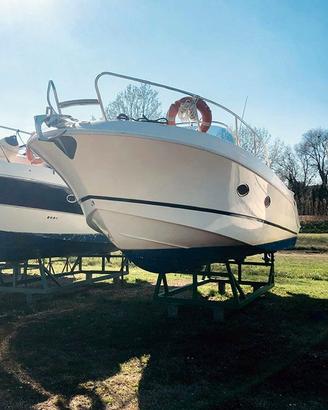 Barca Manò Marine 27.5 Walkaround Turbo diesel