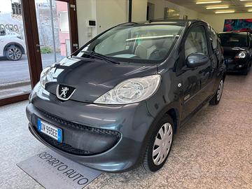 Peugeot 107 1.0 68CV 3p. Sweet Years
