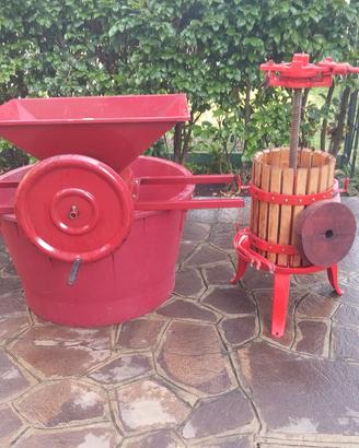 Attrezzatura per fare il vino