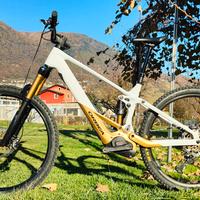 E-bike Orbea Wild M-TEAM 2024 carbon tg. L