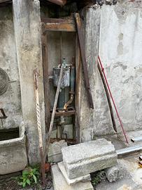 POMPA A MANO DA POZZO ANTICA – CIRCA 100 ANNI