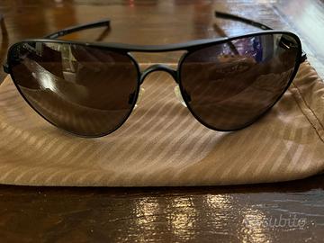 Occhiali da sole Oakley mod. Plaintiff
