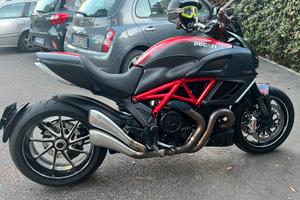 Ducati Diavel Red Carbon 1200