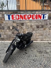 MOTO GUZZI V7 STONE NERA