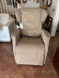 Poltrona elevabile Ninfea con Roller System