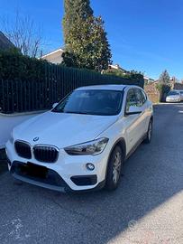 BMW X1 sdrive18d Advantage