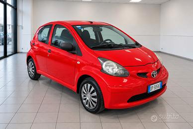 TOYOTA AYGO 2009 1.0 BENZINA 68CV   98.000KM Neopa