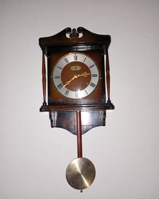 orologio a pendolo