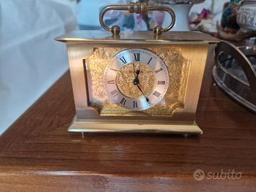 Sveglia da tavolo swiza in ottone anni 50