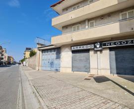 NEGOZIO A CASAPULLA
