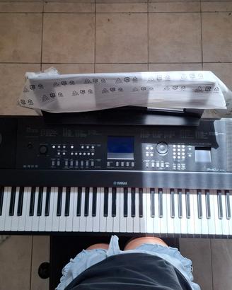 Tastiera yamaha DGX-650
