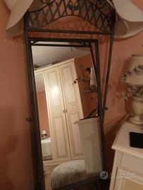 specchio in ferro battuto