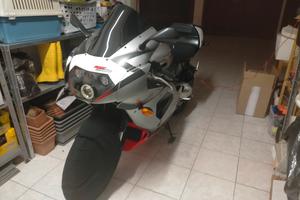 APRILIA RSV 1000
