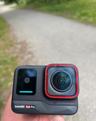 Insta360 Ace Pro