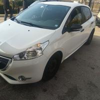 Peugeot 208 van autocarro 