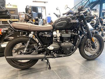 Triumph Bonneville T120 black edition jet