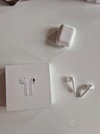 AirPods Apple