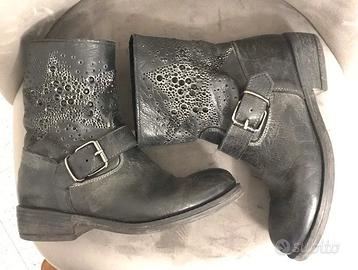 Stivaletto pelle grigio